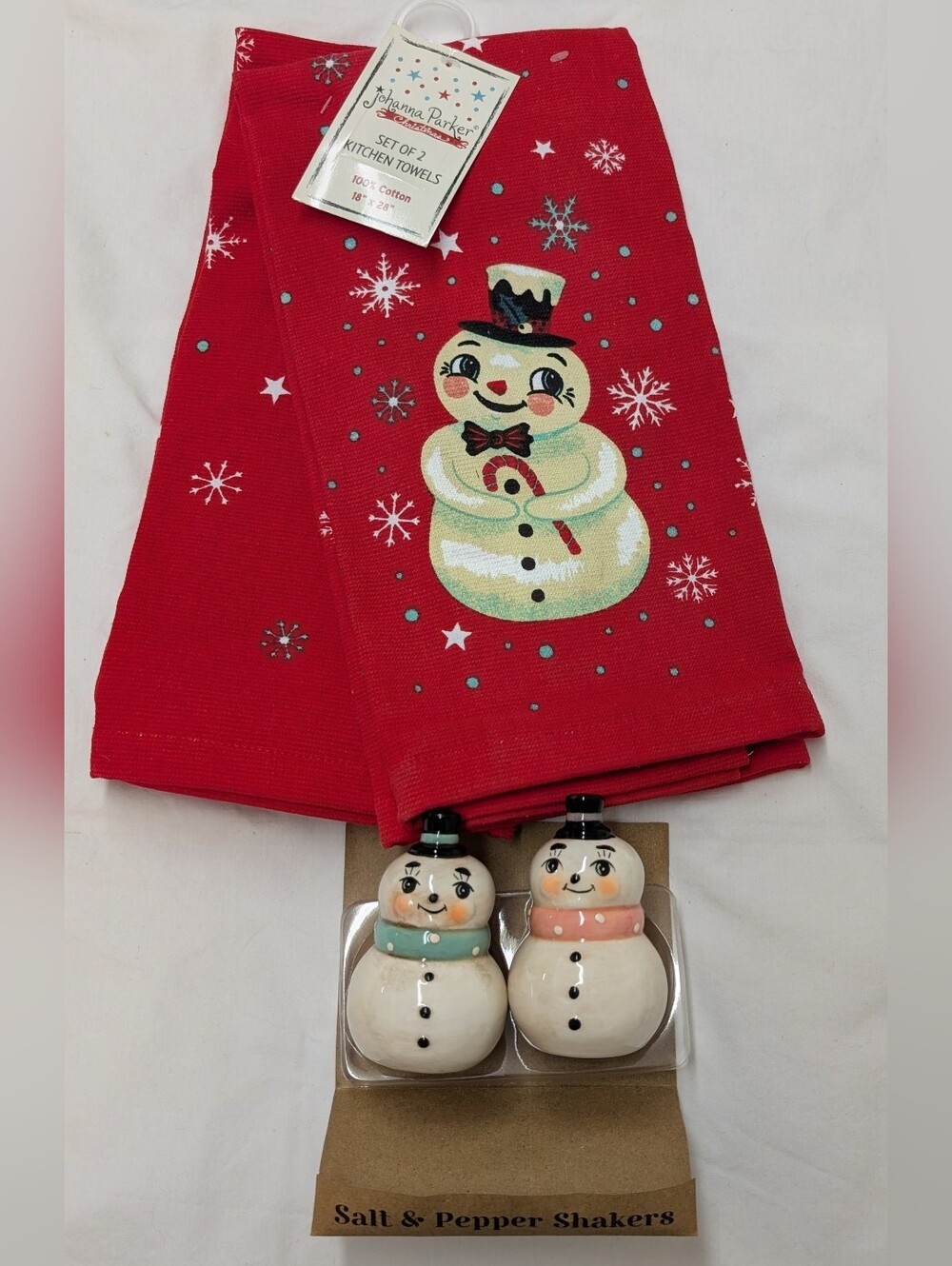 Johanna Parker Retro Snowman 2 Red Kitchen Towels Set & S/P Ceramic Set NWT